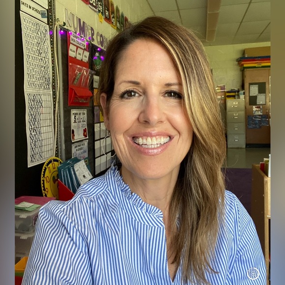 Meet your Posher, Carrie - Picture 1 of 1